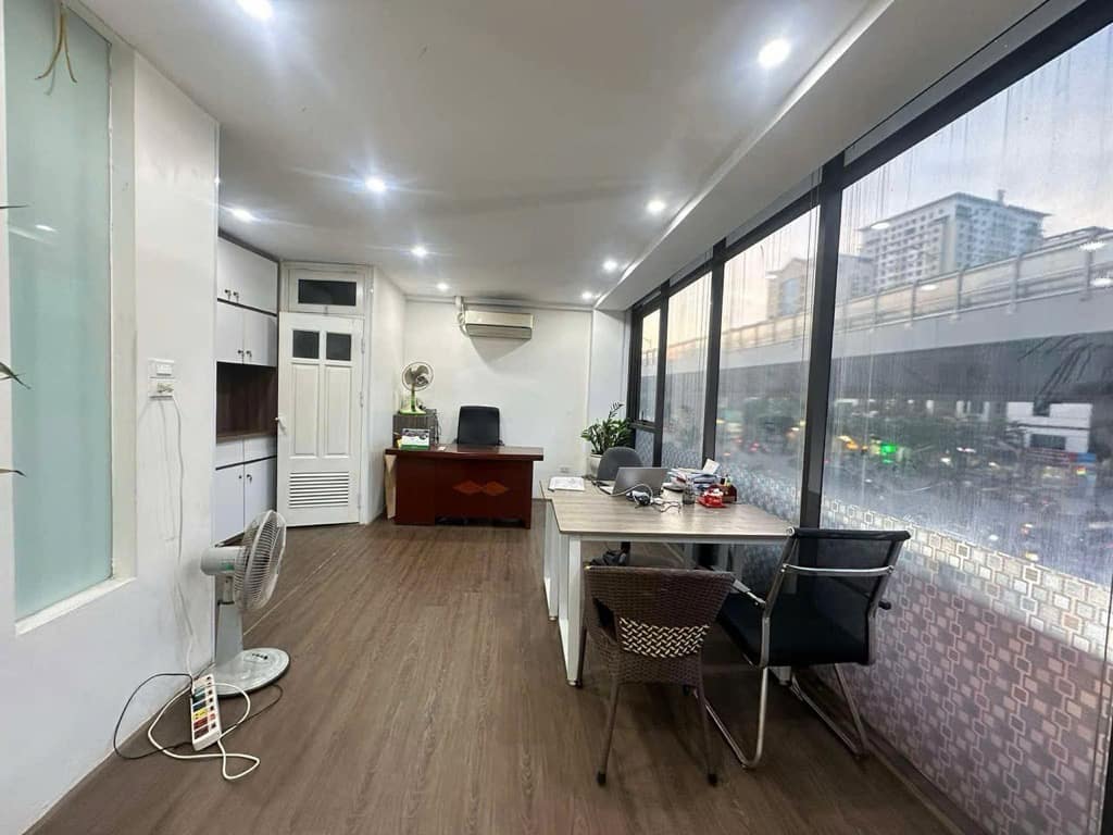 MẶT PHỐ MINH KHAI 7 TẦNG - THANG MÁY - DÒNG TIỀN ỔN ĐỊNH - KINH DOANH SẦM UẤT - VỈA HÈ 5m - Ảnh chính